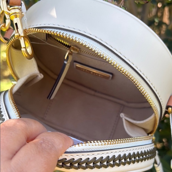 NWT Tory Burch Yellow and White Floral Circle Bag - Picture 9 of 14